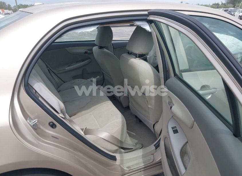 Photo 8 of 2010 Toyota Corolla LE (VIN 2T1BU4EE7AC422945)