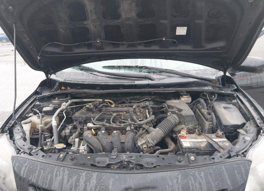 Photo 10 of 2010 Toyota Corolla S (VIN 2T1BU4EE7AC448039)