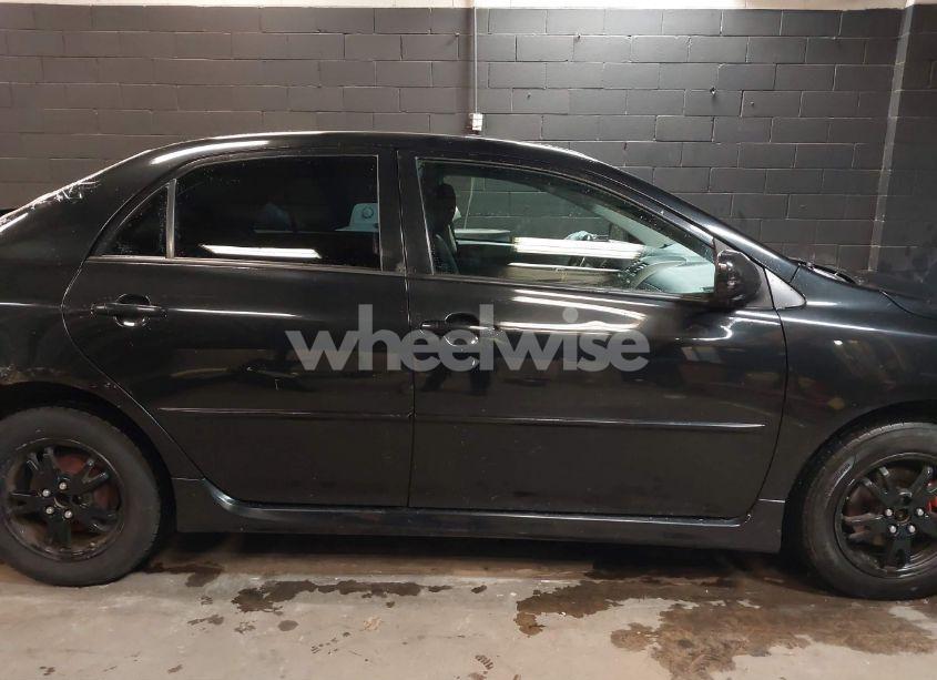 Photo 14 of 2010 Toyota Corolla S (VIN 2T1BU4EE7AC462202)