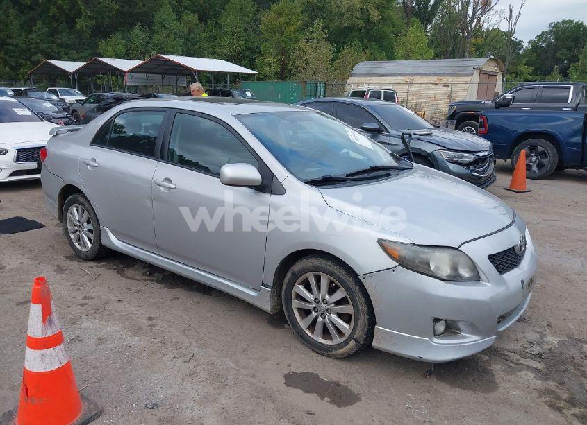 2010 Toyota Corolla S (VIN 2T1BU4EE7AC466458) main photo