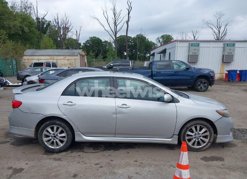 Photo 13 of 2010 Toyota Corolla S (VIN 2T1BU4EE7AC466458)