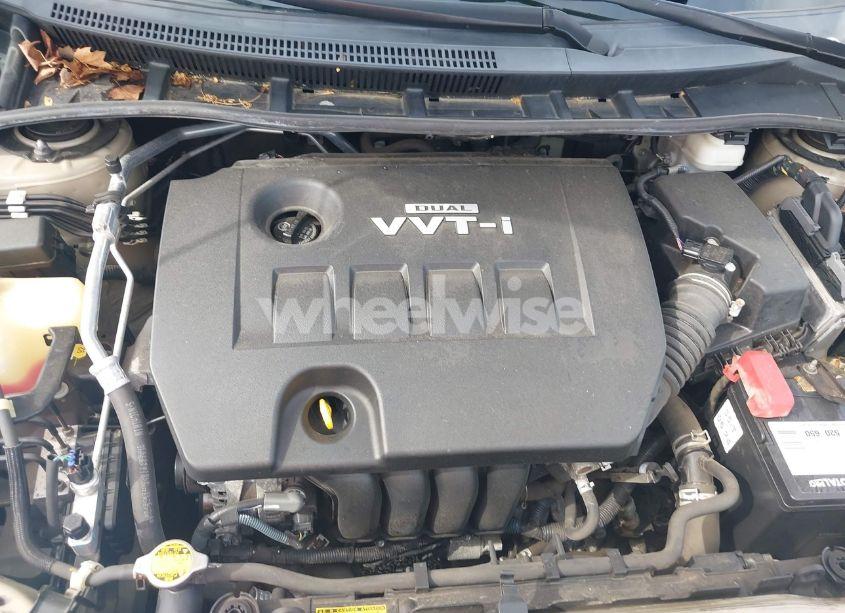 Photo 10 of 2010 Toyota Corolla LE (VIN 2T1BU4EE7AC471790)