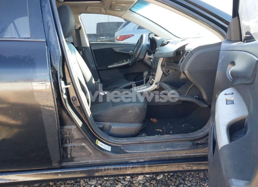 Photo 5 of 2010 Toyota Corolla S (VIN 2T1BU4EE7AC489416)