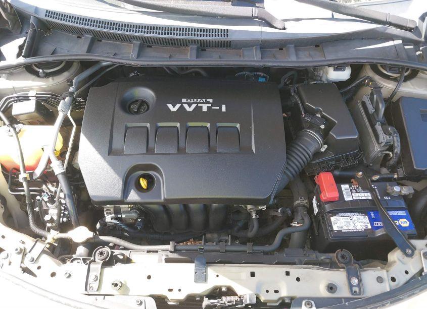 Photo 10 of 2010 Toyota Corolla LE (VIN 2T1BU4EE7AC490758)