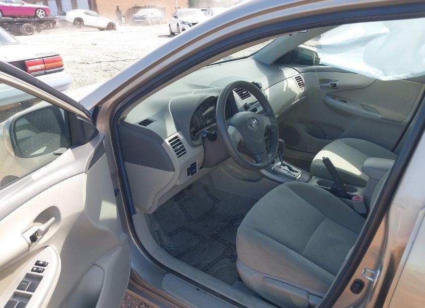 Photo 5 of 2010 Toyota Corolla LE (VIN 2T1BU4EE7AC490758)