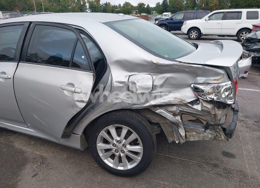 Photo 6 of 2010 Toyota Corolla S (VIN 2T1BU4EE7AC492879)