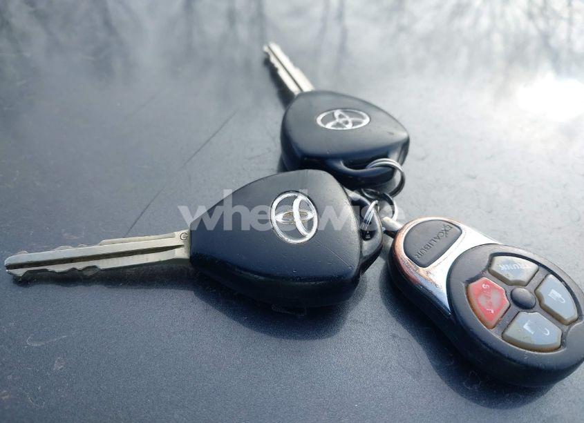 Photo 11 of 2010 Toyota Corolla LE (VIN 2T1BU4EE7AC501113)