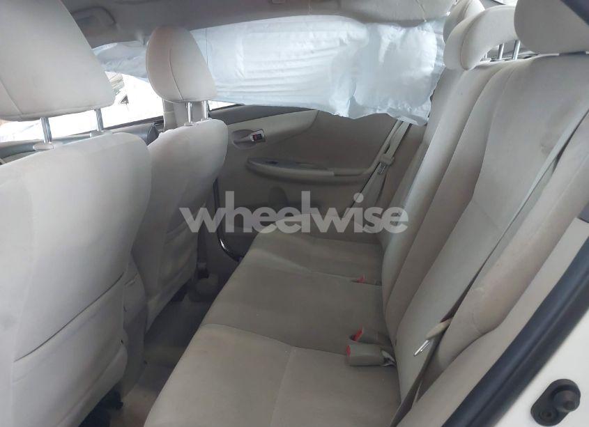 Photo 8 of 2010 Toyota Corolla LE (VIN 2T1BU4EE7AC517991)