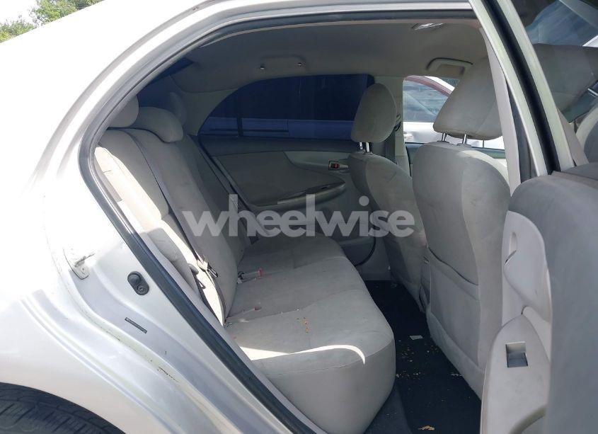 Photo 8 of 2010 Toyota Corolla LE (VIN 2T1BU4EE7AC522723)