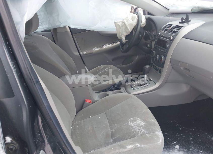 Photo 5 of 2011 Toyota Corolla LE (VIN 2T1BU4EE7BC551172)