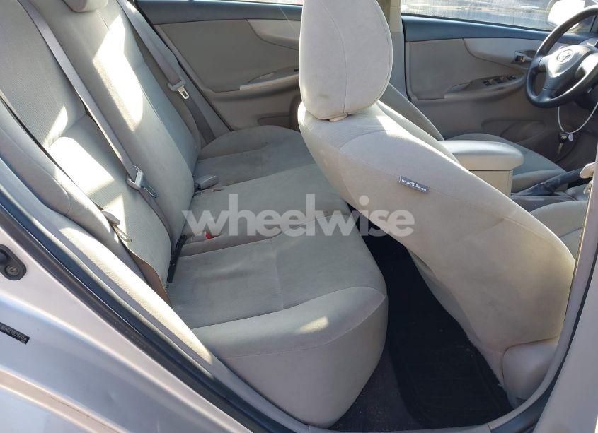 Photo 8 of 2011 Toyota Corolla LE (VIN 2T1BU4EE7BC556064)