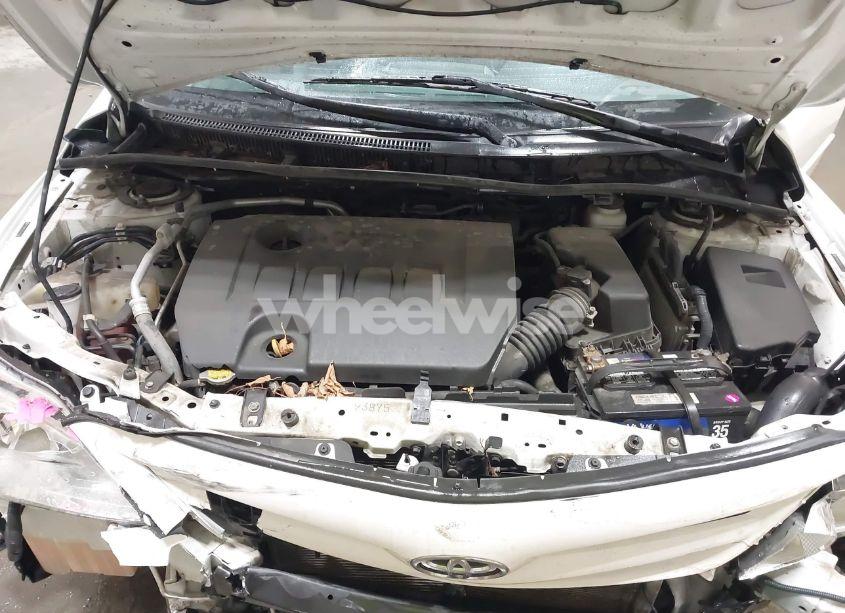 Photo 10 of 2011 Toyota Corolla LE (VIN 2T1BU4EE7BC559398)