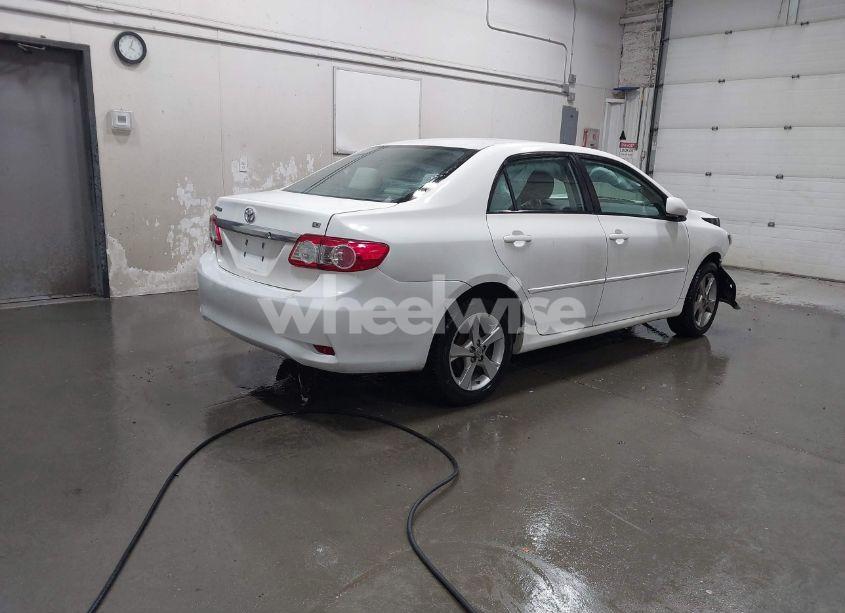 Photo 4 of 2011 Toyota Corolla LE (VIN 2T1BU4EE7BC559398)