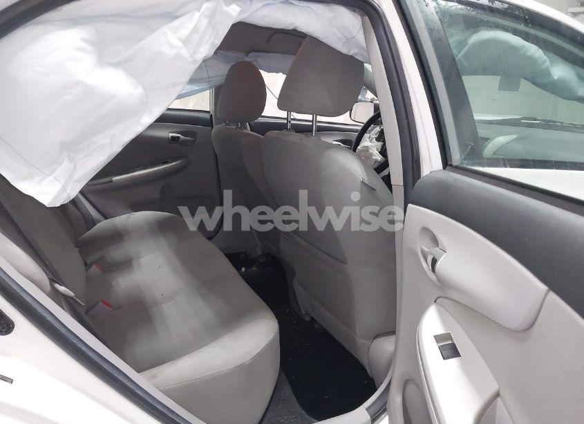 Photo 8 of 2011 Toyota Corolla LE (VIN 2T1BU4EE7BC559398)