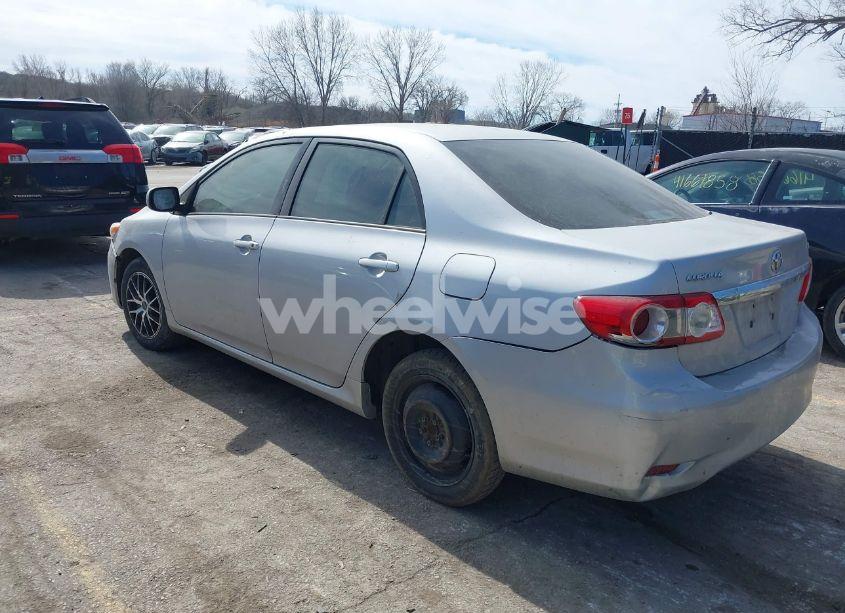 Photo 3 of 2011 Toyota Corolla LE (VIN 2T1BU4EE7BC560261)