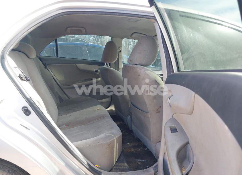 Photo 8 of 2011 Toyota Corolla LE (VIN 2T1BU4EE7BC560261)