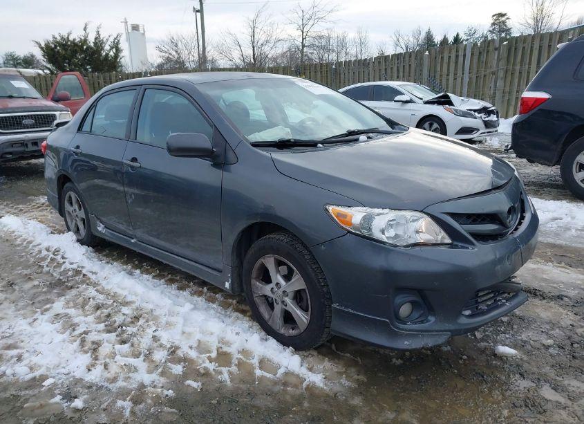 2011 Toyota Corolla S (VIN 2T1BU4EE7BC590652) main photo