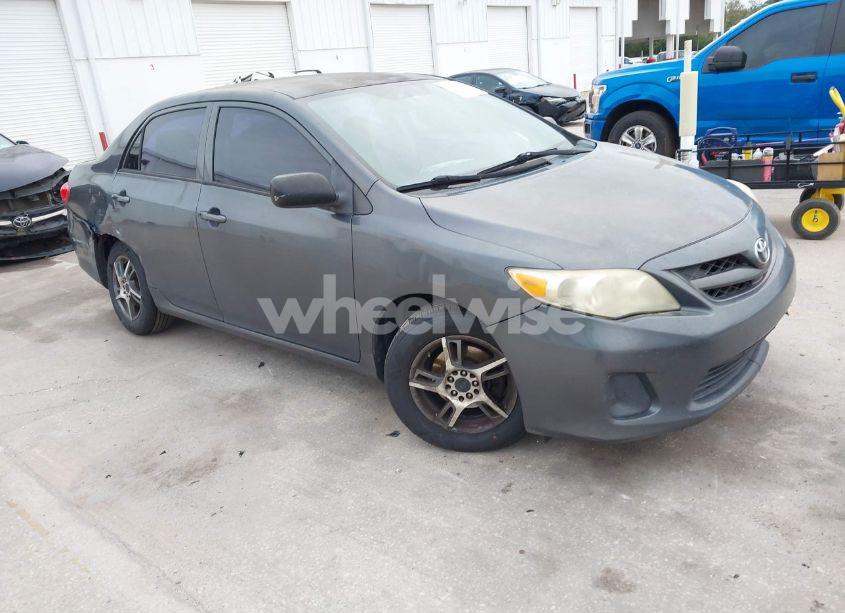 2011 Toyota Corolla S/LE (VIN 2T1BU4EE7BC602038) main photo