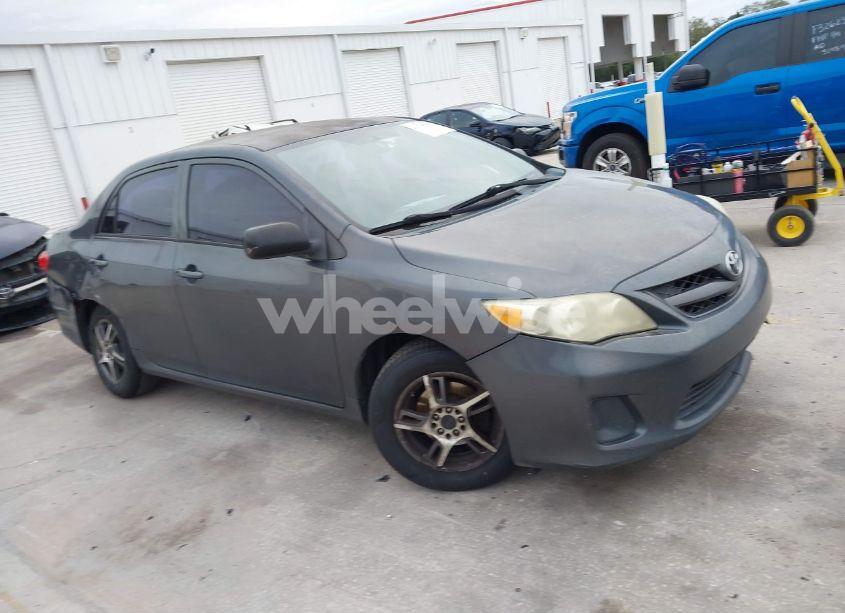 Photo 13 of 2011 Toyota Corolla S/LE (VIN 2T1BU4EE7BC602038)