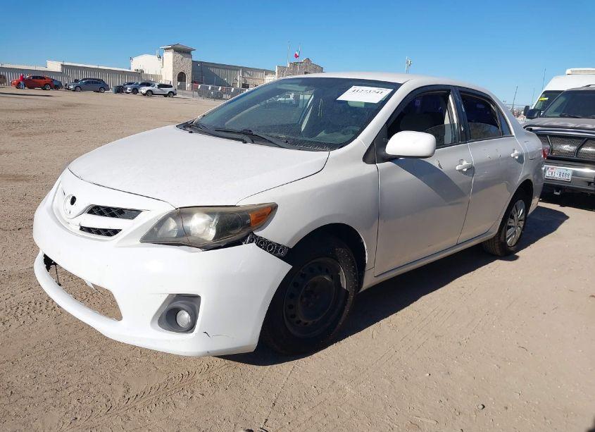 Photo 2 of 2011 Toyota Corolla LE (VIN 2T1BU4EE7BC607370)