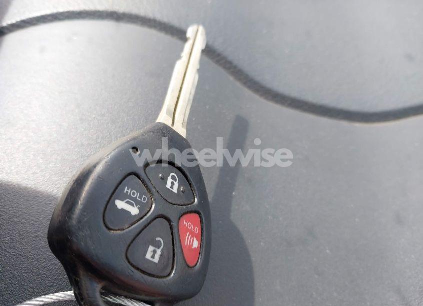 Photo 11 of 2011 Toyota Corolla S (VIN 2T1BU4EE7BC615937)