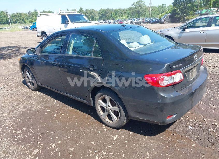 Photo 3 of 2011 Toyota Corolla LE (VIN 2T1BU4EE7BC618711)