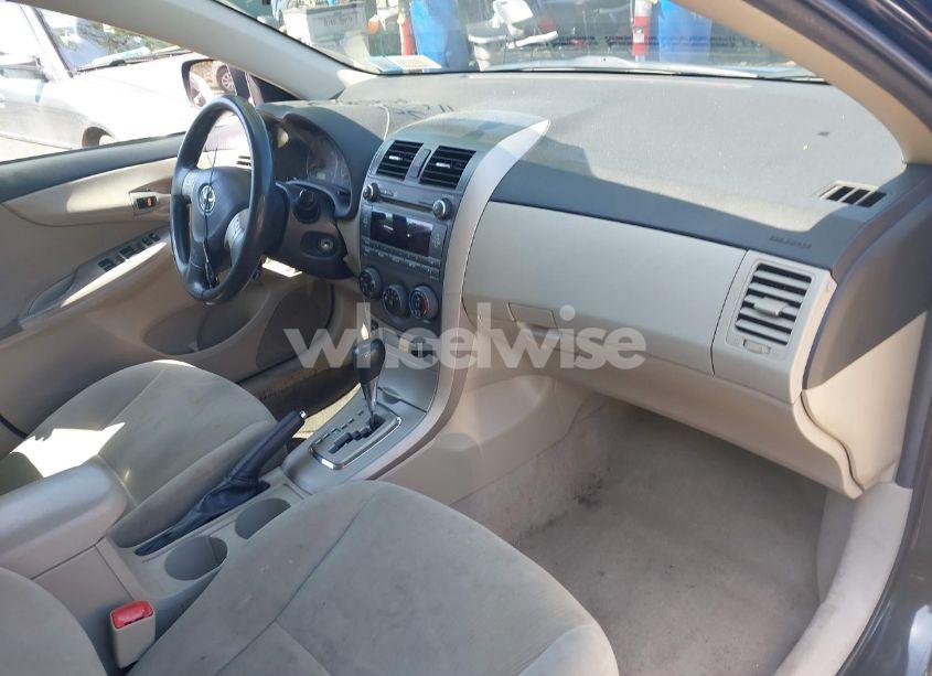 Photo 5 of 2011 Toyota Corolla LE (VIN 2T1BU4EE7BC618711)