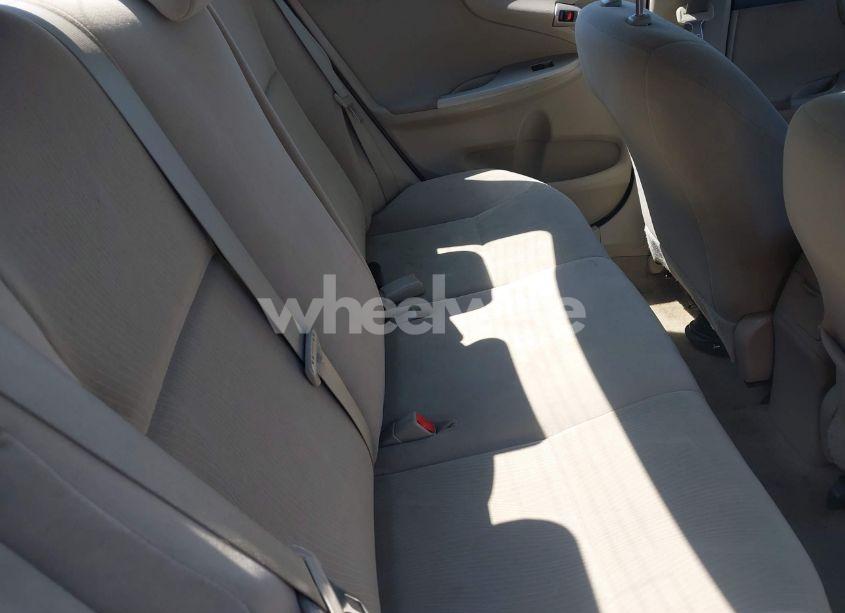 Photo 8 of 2011 Toyota Corolla LE (VIN 2T1BU4EE7BC618711)