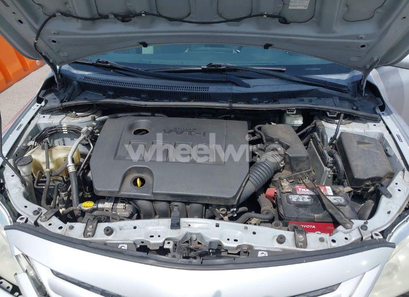 Photo 10 of 2011 Toyota Corolla LE (VIN 2T1BU4EE7BC638876)