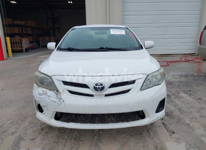 Photo 12 of 2011 Toyota Corolla LE (VIN 2T1BU4EE7BC662515)
