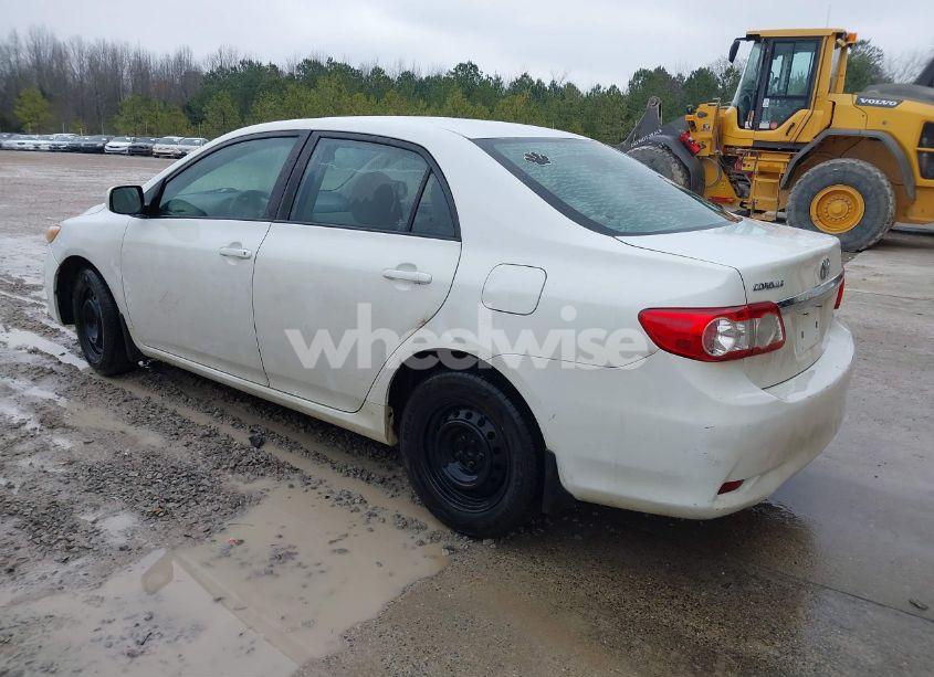 Photo 3 of 2011 Toyota Corolla LE (VIN 2T1BU4EE7BC662515)