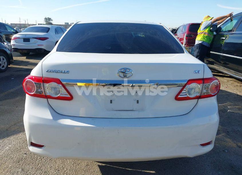 Photo 16 of 2011 Toyota Corolla LE (VIN 2T1BU4EE7BC672168)