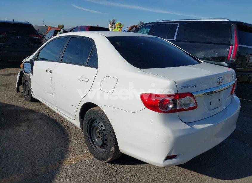 Photo 3 of 2011 Toyota Corolla LE (VIN 2T1BU4EE7BC672168)