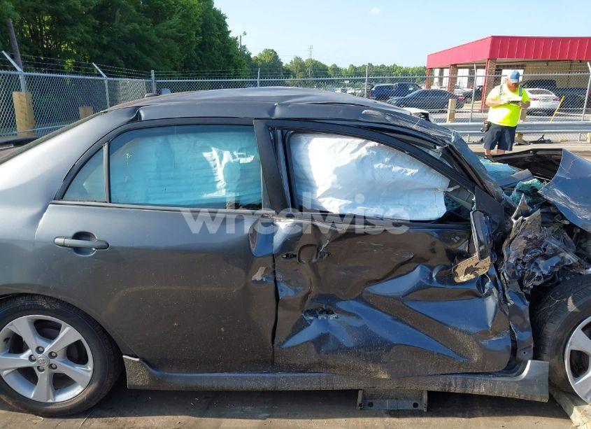 Photo 13 of 2011 Toyota Corolla S (VIN 2T1BU4EE7BC682604)