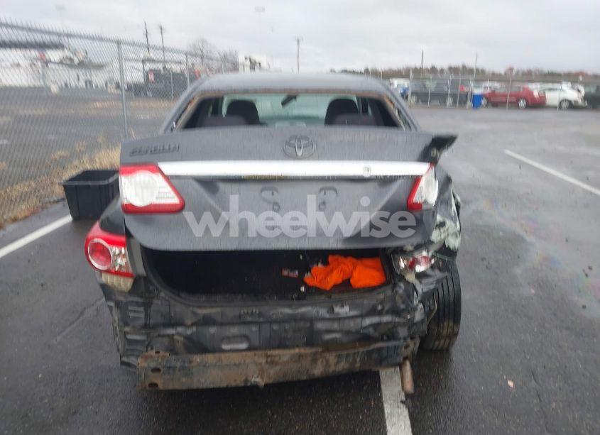 Photo 17 of 2011 Toyota Corolla LE (VIN 2T1BU4EE7BC687088)