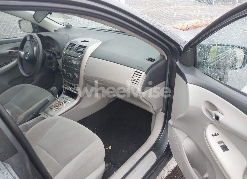 Photo 5 of 2011 Toyota Corolla LE (VIN 2T1BU4EE7BC687088)