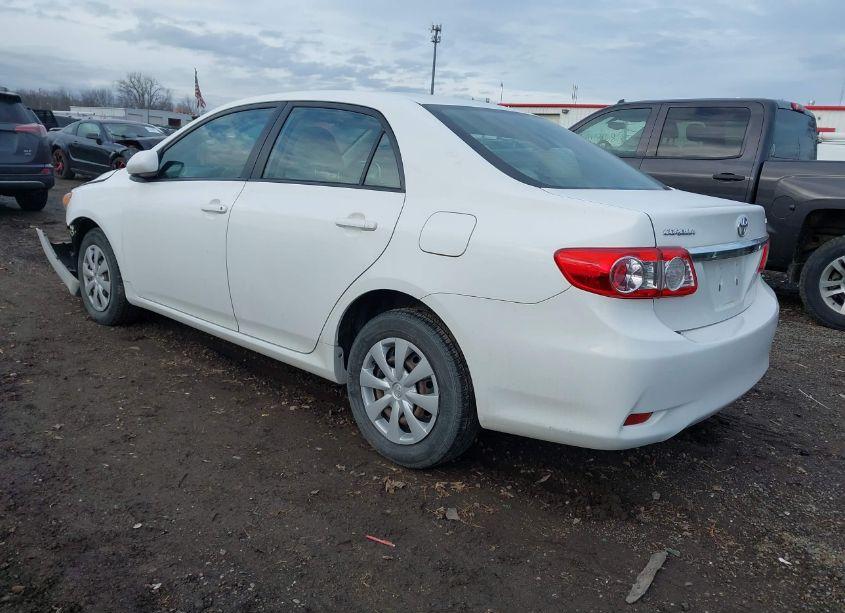 Photo 3 of 2011 Toyota Corolla LE (VIN 2T1BU4EE7BC688113)