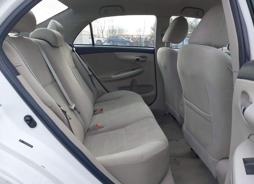 Photo 8 of 2011 Toyota Corolla LE (VIN 2T1BU4EE7BC688113)