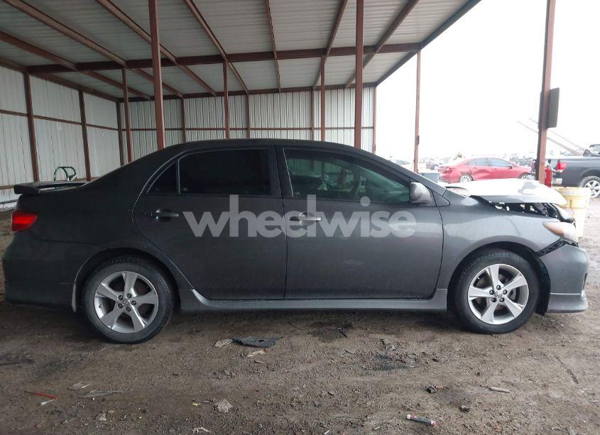 Photo 13 of 2011 Toyota Corolla S (VIN 2T1BU4EE7BC693182)