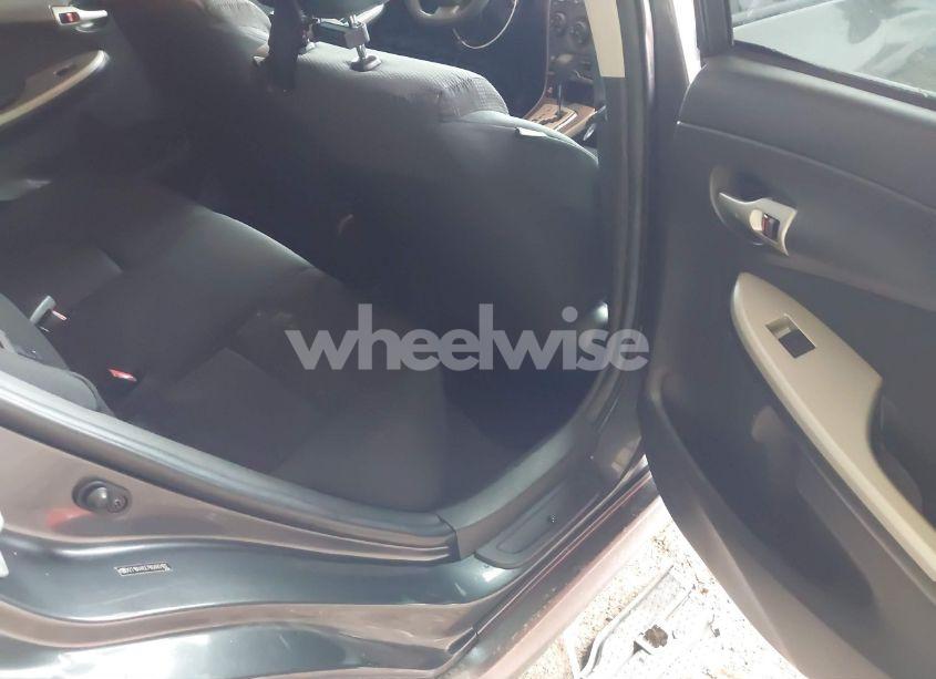 Photo 8 of 2011 Toyota Corolla S (VIN 2T1BU4EE7BC693182)