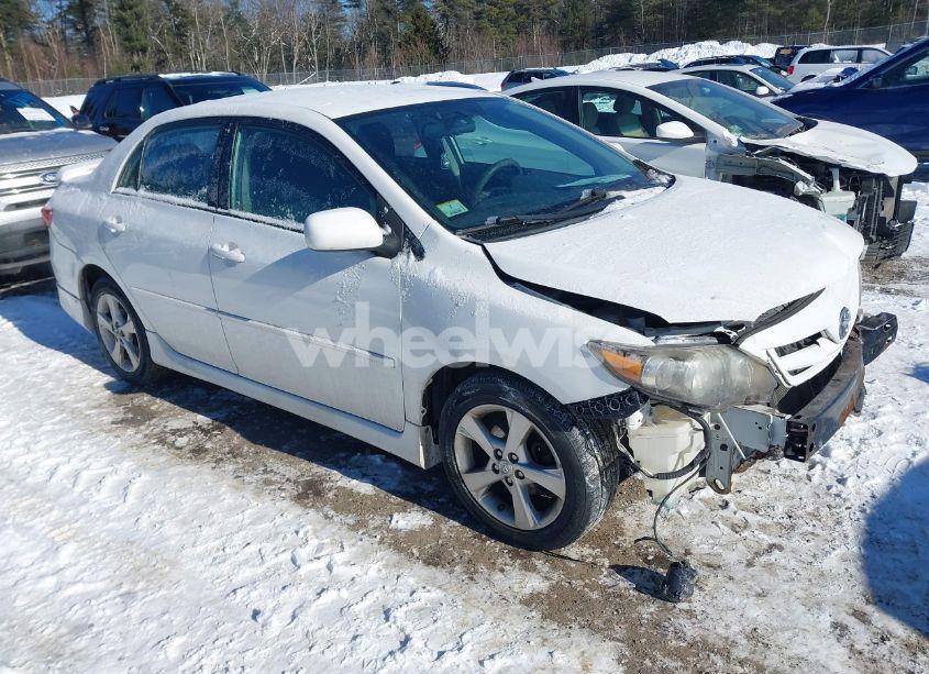 2011 Toyota Corolla S (VIN 2T1BU4EE7BC694834) main photo