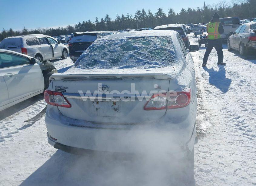 Photo 17 of 2011 Toyota Corolla S (VIN 2T1BU4EE7BC694834)