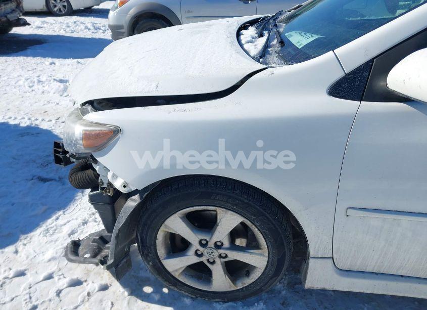 Photo 19 of 2011 Toyota Corolla S (VIN 2T1BU4EE7BC694834)