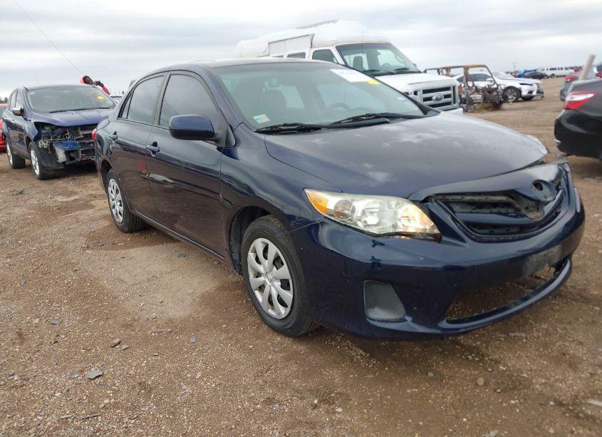 2011 Toyota Corolla LE (VIN 2T1BU4EE7BC706836) main photo