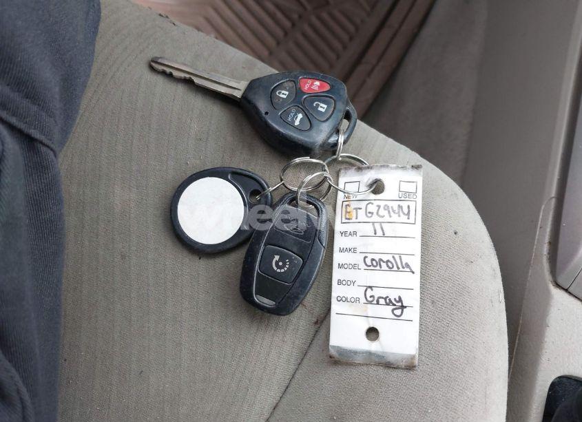 Photo 11 of 2011 Toyota Corolla LE (VIN 2T1BU4EE7BC715732)