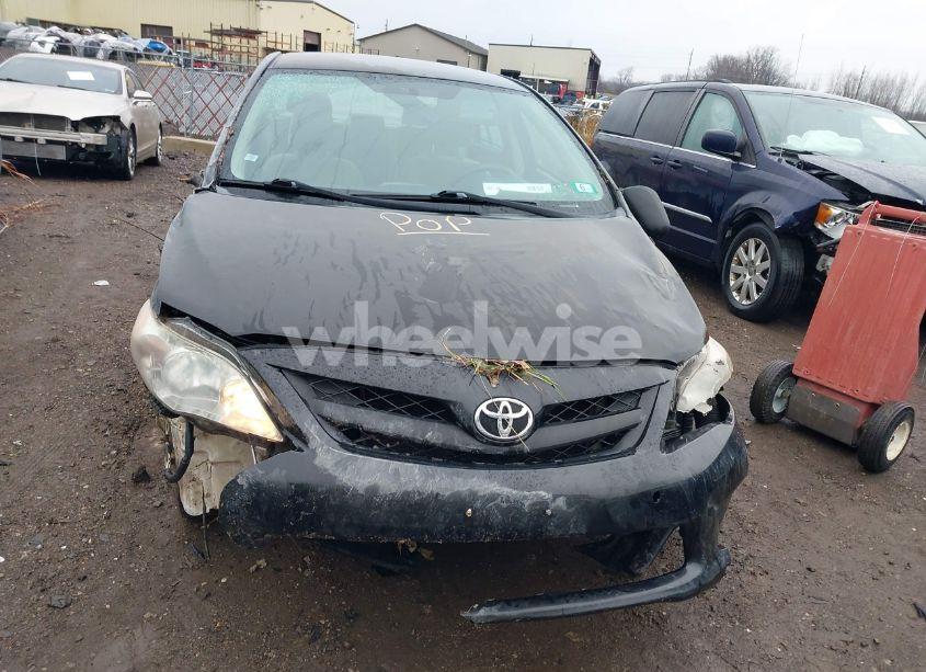 Photo 12 of 2011 Toyota Corolla LE (VIN 2T1BU4EE7BC715732)