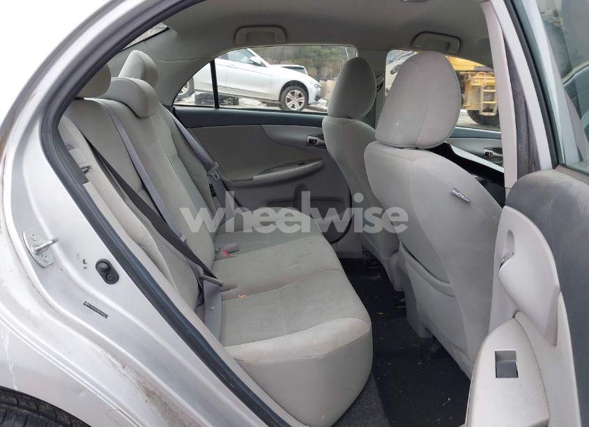 Photo 8 of 2011 Toyota Corolla LE (VIN 2T1BU4EE7BC718713)