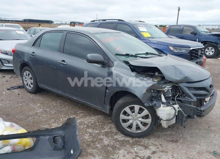 2011 Toyota Corolla LE (VIN 2T1BU4EE7BC721644) main photo