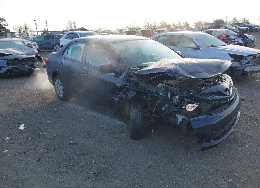 2011 Toyota Corolla LE (VIN 2T1BU4EE7BC722048) main photo