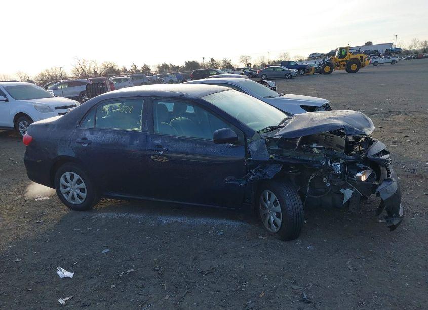 Photo 13 of 2011 Toyota Corolla LE (VIN 2T1BU4EE7BC722048)